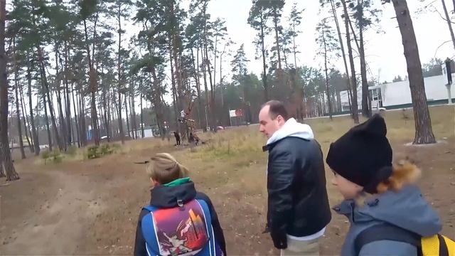 Идем к училке, которая их подговорила #вильям#школьники#школа#училка#мальчик#мать#влада4#а4#школы