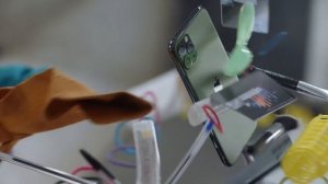 iPhone 11 Pro – Держит удар – Apple Реклама