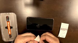 SPIGEN GLASTR EZ FIT SCREEN PROTECTOR IPHONE XS MAX