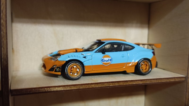 OEM 1:64 Toyota AE 84 GT4586