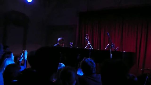 Happy Birthday & Throw Your Arms Around Me - Neil Finn LIVE, Bush Hall, London, 03-02-2010 смотреть онлайн