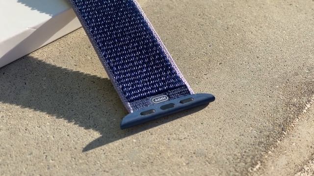 Midnight Sport Loop (2019) - Apple Watch Band