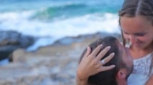 А ЛЮБОВЬ НЕЖНЕЕ ШËЛКА