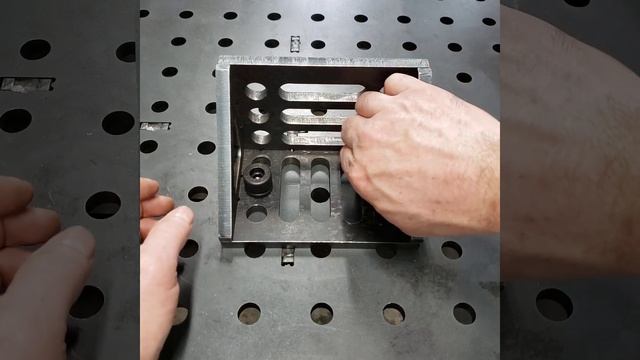 Ball Lock Bolts in use смотреть онлайн