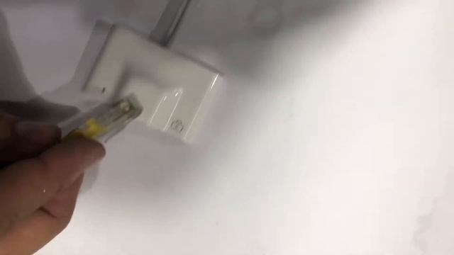 How to connect ethernet wire to any Iphone or ipad iphone 11,12,13,14 How to use RJ45 with iphone смотреть онлайн