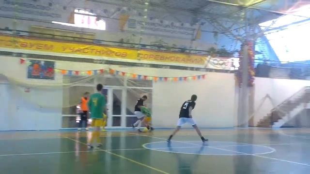 Романтик vs Шугарово (2й тайм) смотреть онлайн