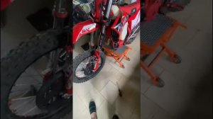 #эндуро hasky f7 300, мини ТО с затяжкой вилки нанометр