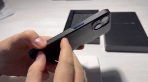 Карбоновый чехол iPhone 13 Аналог Pitaka (MagSafe)