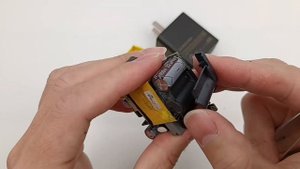 Teardown of New Samsung 45W GaN Charger EP-T4510 (For Samsung S22 Series)
