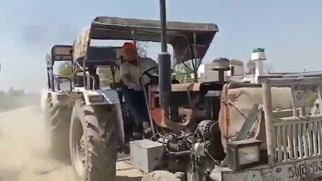 JCB engine in swaraj tractor смотреть онлайн