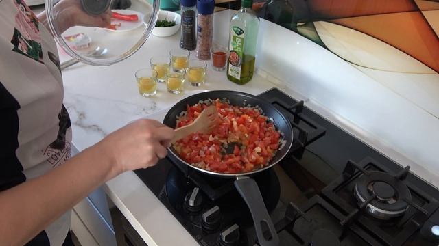 ШАКШУКА / ПОЛЕЗНЫЙ И ЛЕГКИЙ Израильский завтрак смотреть онлайн