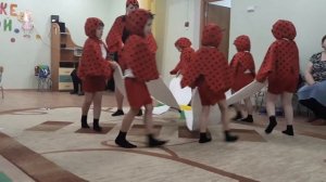 Утренник в саду.