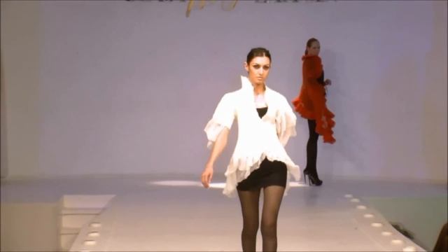 Janina Kern показ мод у Вечяслава Зайцева