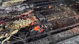 Рыбный рынок на пляже Джимбаран, Бали, Индонезия. Сентябрь 2024.