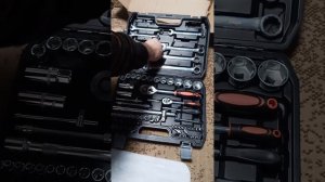 самый дешёвый набор инструментов 82 предметов