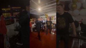 Двойник Михаила Боярского Ап и тигры