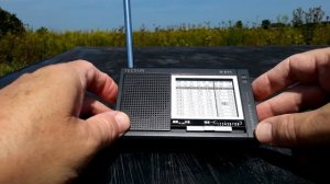 Let's look at the Tecsun R-911.