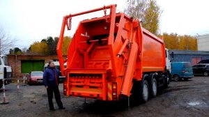 Мусоровоз с задней механической загрузкой КО 427 90