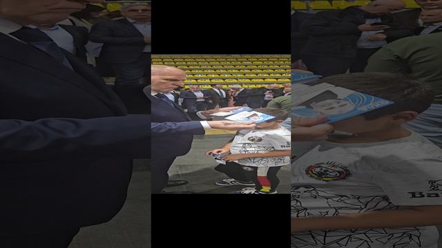 Александр Карелин и юнные Донгаронцы /Греко-римская борьба/