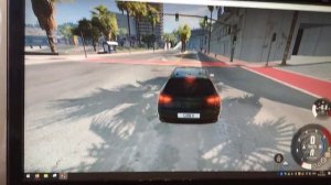 Как открыть двери у машин в BeamNG drive