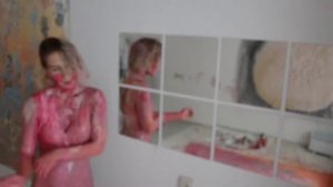 Рисование телом • Катя