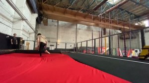 Отработка/тренировка сальто в зале WOW SPORT