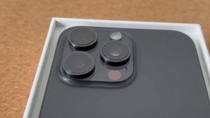 iPhone 15 Pro Max - black titanium - unboxing