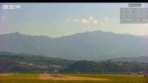 Камера на аэропорт Сочи (Адлер) с радиоэфиром