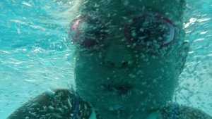 Я в бассейне! + много видео под водой🏊♀️/ DIYnastya
