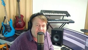 ВОРОБЕЙ "ЧИК ЧИРИК !"