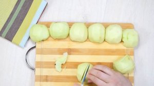 The Only Apple Pie Recipe You'll Ever Need /A Moist and Delicious Apple Pie in 6 Minutes  -  Englis