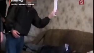 Подросток зарезал мать мешавшую играть
