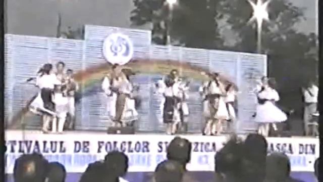 Formatia de dansuri a S.C.A. „Frăție și unitate" -- Sutjeska --Sărcia - suite de dansuri смотреть онлайн