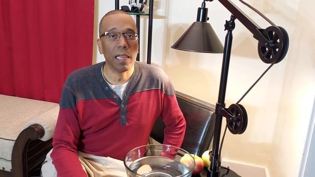 JoseTheVegan Talks Apples
