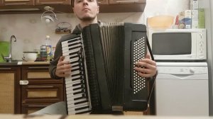 Royal Standard 4/4 Готово-выборный аккордеон