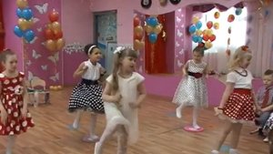 "Танец с пластинками"