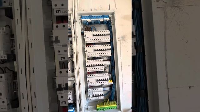 Zerknij a Zobaczysz￼ Hager Volta x2 смотреть онлайн