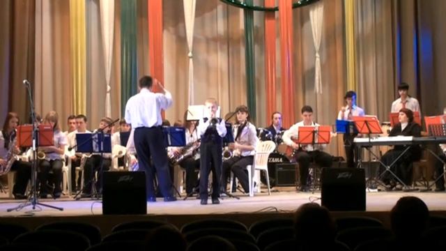 Биг-бенд "Euro Youth" & Смирнов Миша (Новоуральск) - "Песенка мамонтёнка", 02.03.2009 г. смотреть онлайн