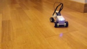 Lego WeDo 2.0 steering vehicle