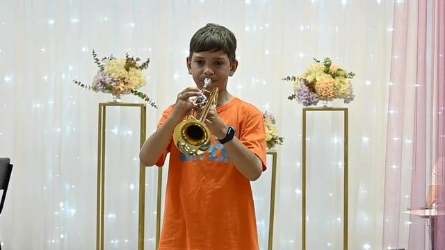 Призрачно все