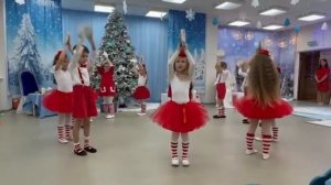 Новогодний 2024 утренник с детском саду 50. ФТ Сириус. Танец ЧАСИКИ