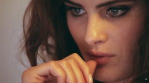 Isabeli Fontana. HD   The Dead Daisies - All The Same