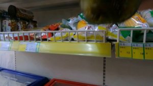 Покупка курицы в кляре и поход в магазин. Шэньян, Китай. 22 мая 2021