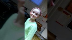 Пьяная девочка))😁