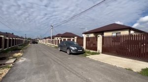 Жилой квартал - уже сданные и заселенные дома 🏡 11 октября погода плюс 25 тепла ☀️#строительство