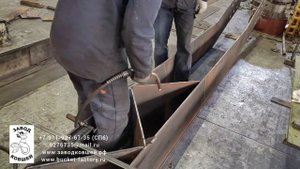 Видеоурок. Установка внутренних усилений внутри удлинителя стрелы экскаватора