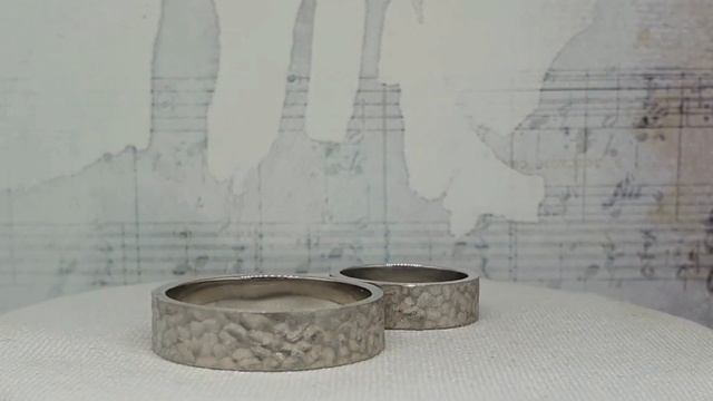 Красивые фактурные обручальные кольца, необычные парные кольца