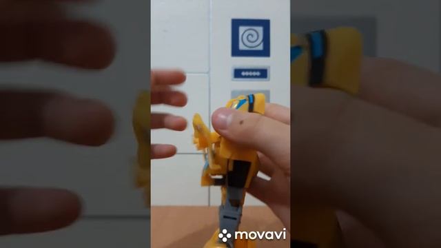 Обзор Трансформера бамблби. Hasbro трансформеры Кибервселеная.