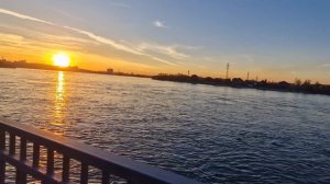 Осенний вечер на набережной Иркутска. Оригинальный звук. Октябрь 2024.