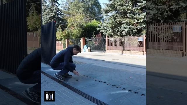 fancy.fence.ru Современные ворота, опускаемые в землю. Петров Илларион +375296766776 все мессенджеры